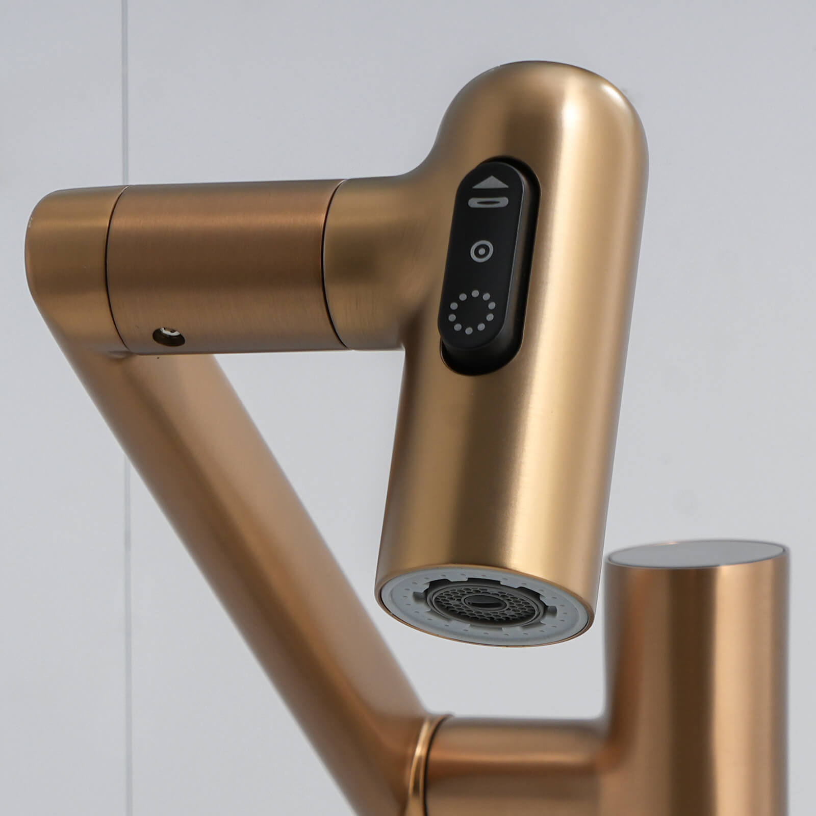 KHTAPA Single-Hole Rotatable Faucet with Temperature Display-BF2204
