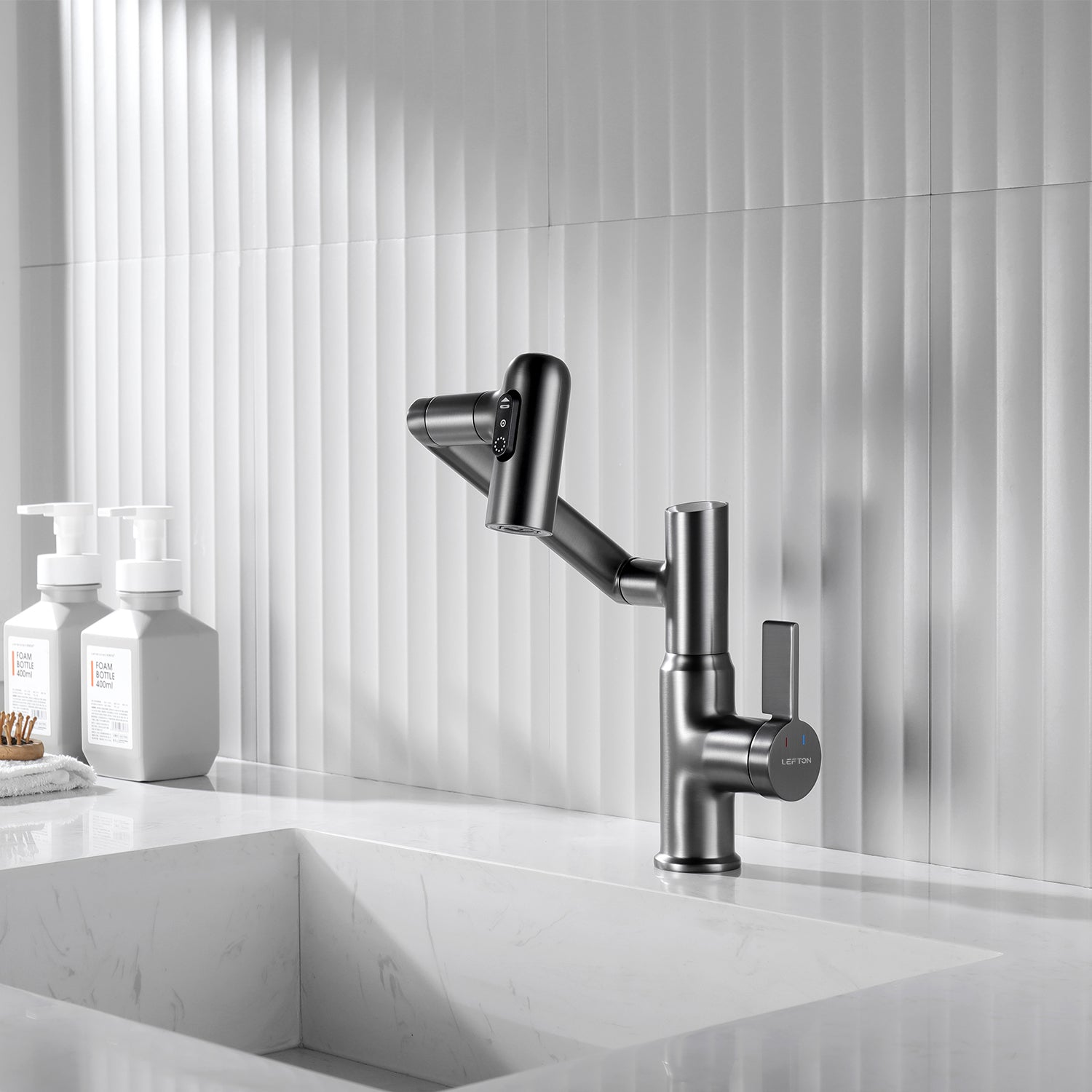 KHTAPA Single-Hole Rotatable Faucet with Temperature Display-BF2204