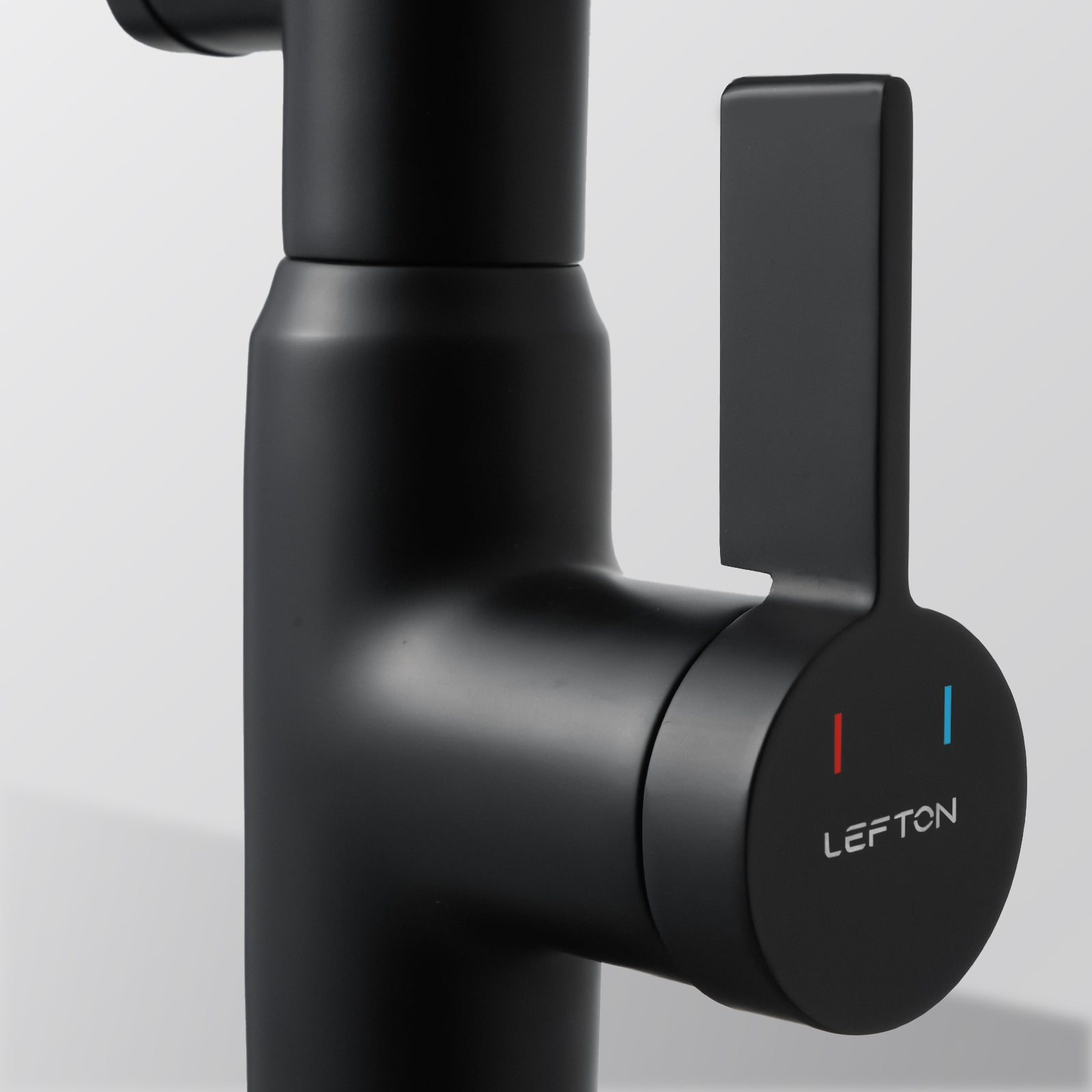 KHTAPA Single-Hole Rotatable Faucet with Temperature Display-BF2204